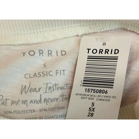 Torrid +5 Off-White Crew Neckline Butterfly Skull Graphic Short Sleeve T-Shirt - Picture 6 of 6